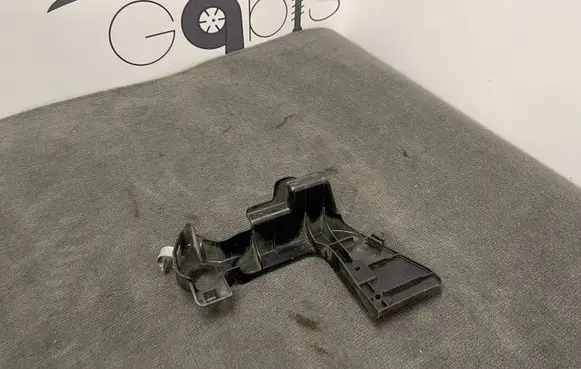 Dashboard side end trim