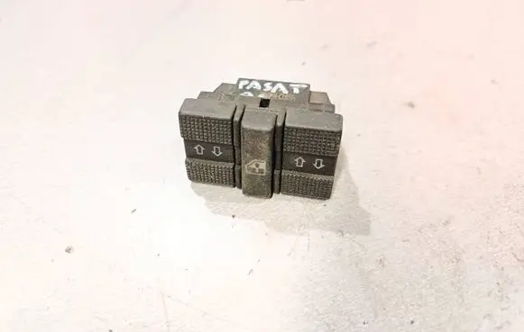 Volkswagen PASSAT B4 Electric window control switch 3A0959855