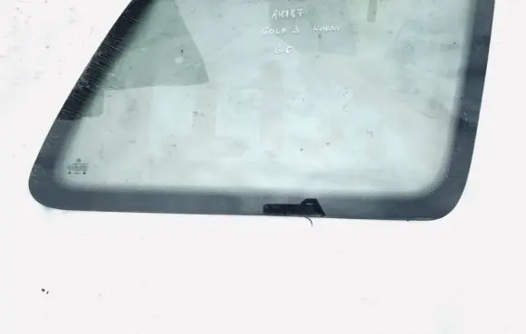 Volkswagen Golf III Rear side window