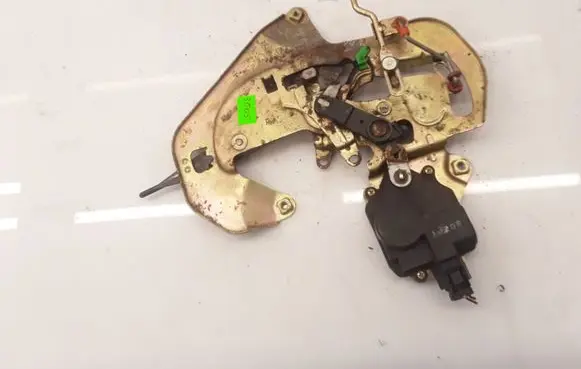 KIA Carnival Sliding door lock 