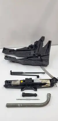 Volkswagen Golf VII Tool set 5G0012115K 4D0012219A 5Q0011031
