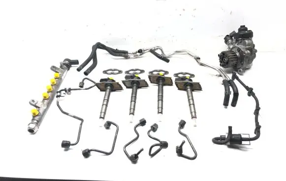 Audi A4 S4 B8 8K Fuel injection system set 03L130755 0445010543T 0445116029T