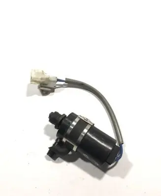Mitsubishi Pajero Headlight washer pump 87873
