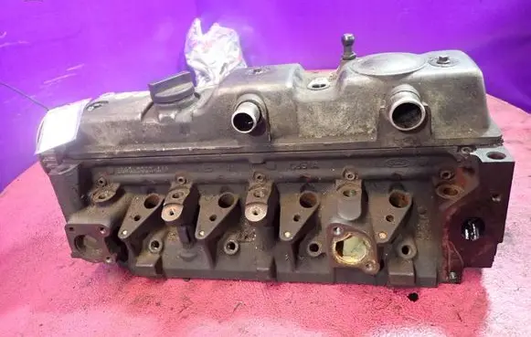 Ford Focus C-MAX Engine head 6G9Q6090A1A