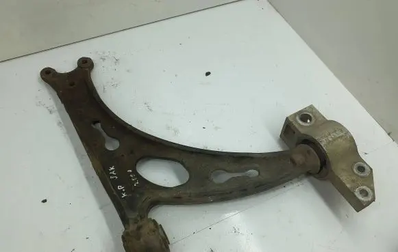 Audi A3 S3 A3 Sportback 8P Front lower control arm/wishbone
