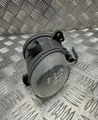 Mercedes-Benz E W212 Front fog light A2128200956 ZGS002 LE03A2561