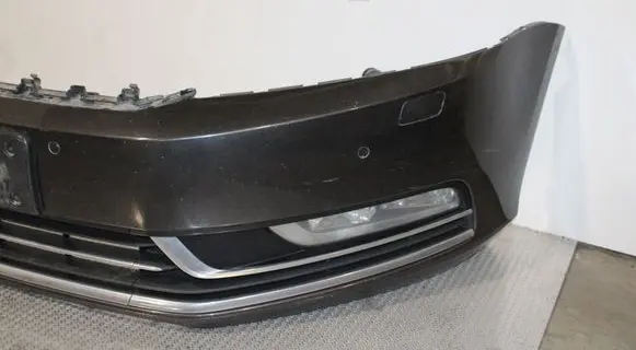 Volkswagen PASSAT B7 Front bumper 3AA807221