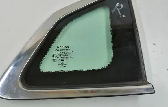 Nissan Qashqai Rear side window 833124EA0A