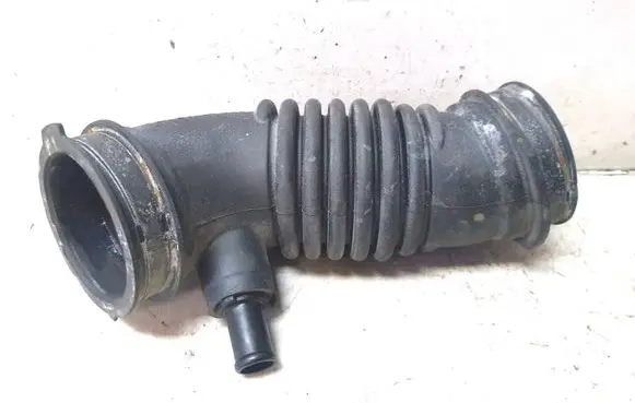 Toyota Avensis T270 Air intake duct part 178810T060