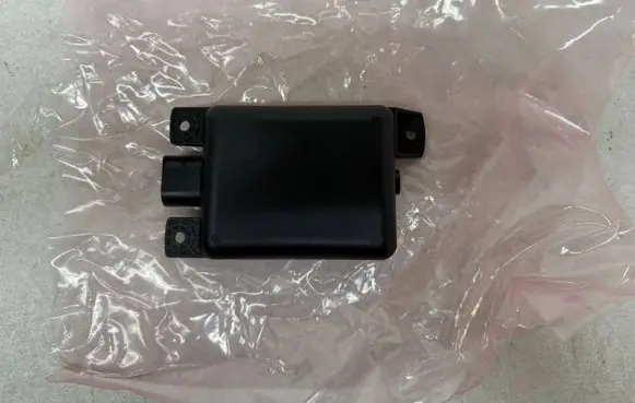 Volkswagen Golf VII Distronic sensor radar 5Q0907685C 5Q0907685 5Q0.907.685.C