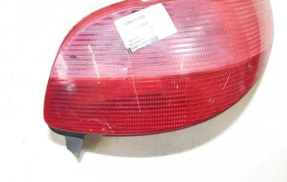 Peugeot 206 Rear/tail lights 542469
