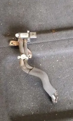 Volkswagen Amarok Exhaust gas pressure sensor 076906051B
