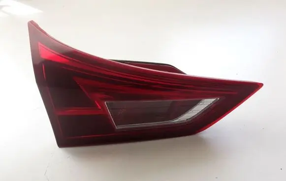 Toyota Auris E180 Tailgate rear/tail lights 8159102490