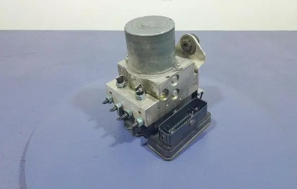 Audi Q7 4L ABS Pump 4M0614517AA