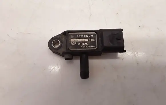 Alfa Romeo 159 Exhaust gas pressure sensor 55198717