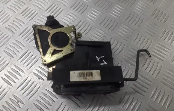 KIA Rio Rear door lock