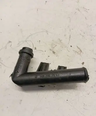 Mercedes-Benz Vito Viano W638 Engine coolant pipe/hose 6012002352