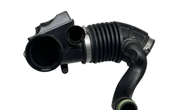 BMW 5 G30 G31 G38 Intake resonator 8596828