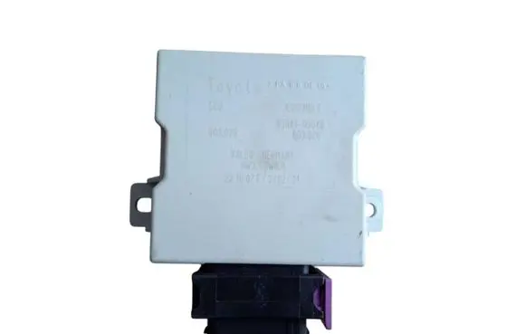 Toyota Avensis T250 Window wiper relay 8594005040