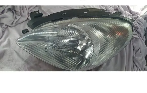 Citroen Xsara Picasso Front reflector 