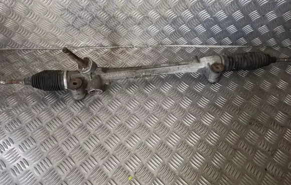 Toyota Yaris Steering rack