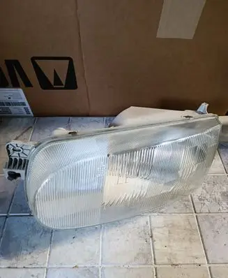 Nissan Serena Headlight/headlamp 02233 020022