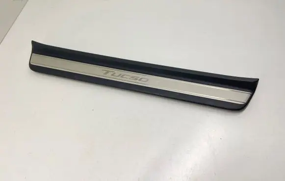 Hyundai Tucson IV NX4 Front sill trim cover 85873N7500