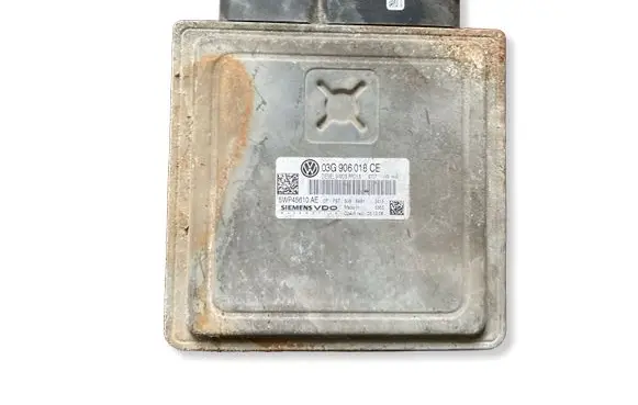 Volkswagen PASSAT B6 Engine control unit/module 03G906018CE