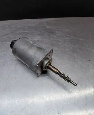 BMW 5 E60 E61 Valve oil control 7506788 750678806