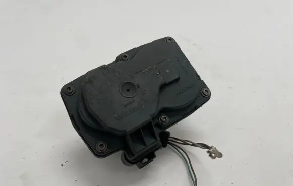 Skoda Fabia Mk3 (NJ) Air flap motor/actuator 51500204