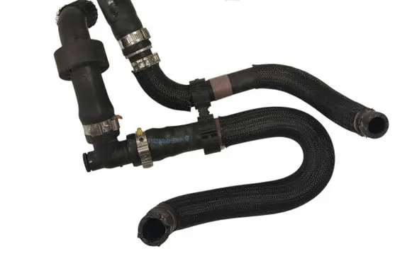 Maserati Ghibli Engine coolant pipe/hose 