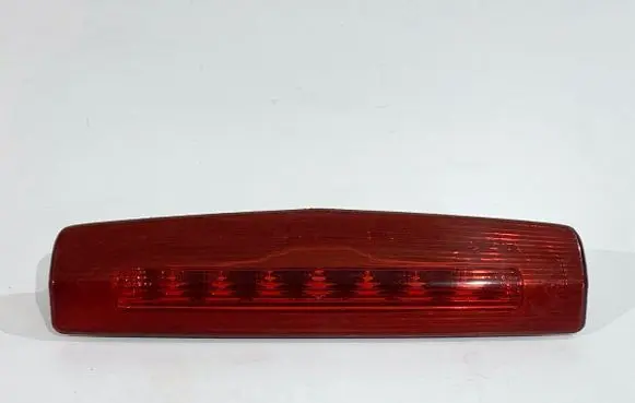 Opel Astra H Third/center stoplight 13211587