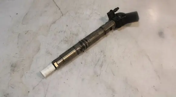 Audi A6 S6 C6 4F Fuel injector 0445115079