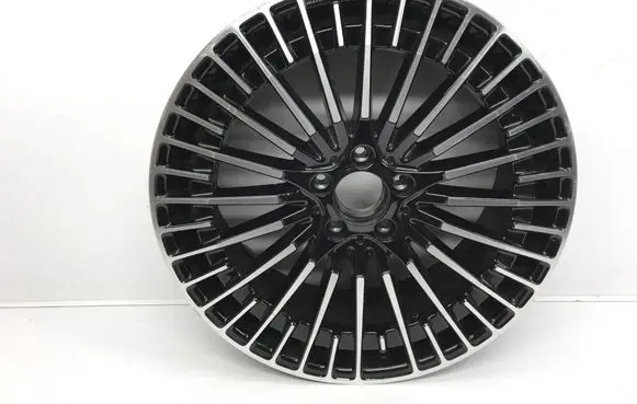 R20 alloy rim