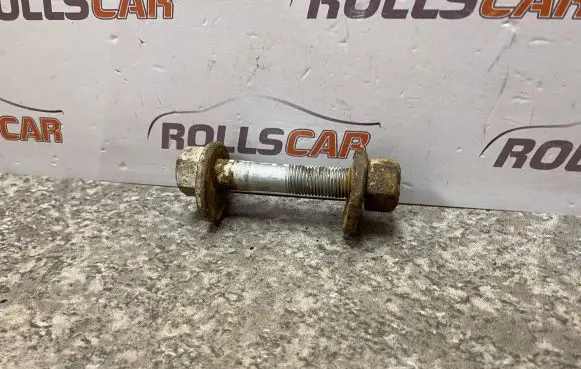 Volkswagen Touareg I Rear suspension camber bolt 