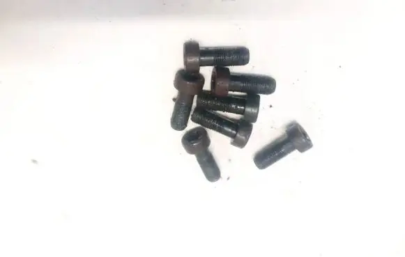 Hyundai Trajet Nuts/bolts 