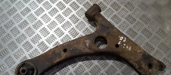 Toyota Corolla E120 E130 Front lower control arm/wishbone