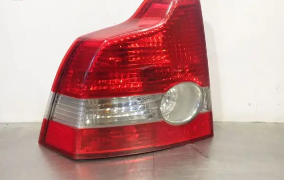 Volvo S40 Rear/tail lights