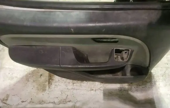 Fiat Doblo Front door card panel trim