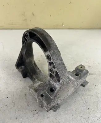Jeep Cherokee Front differential bracket 52123853AB 52123853A