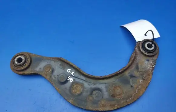 Rear control arm