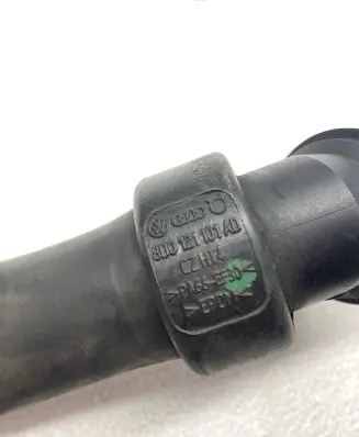 Volkswagen PASSAT B5 Engine coolant pipe/hose 8D0121101AD