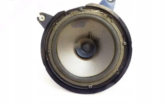 Volvo S70 V70 V70 XC Front door speaker