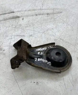 Opel Insignia A Radiator mount bracket 13271583
