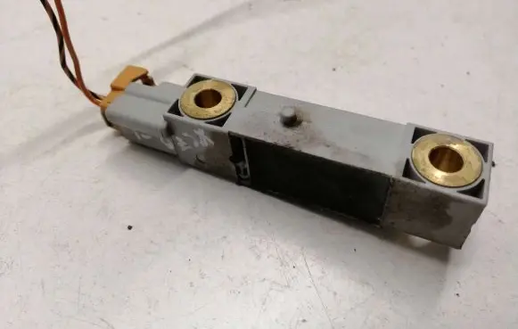 Volvo XC70 Airbag deployment crash/impact sensor 9452777 151000 001400