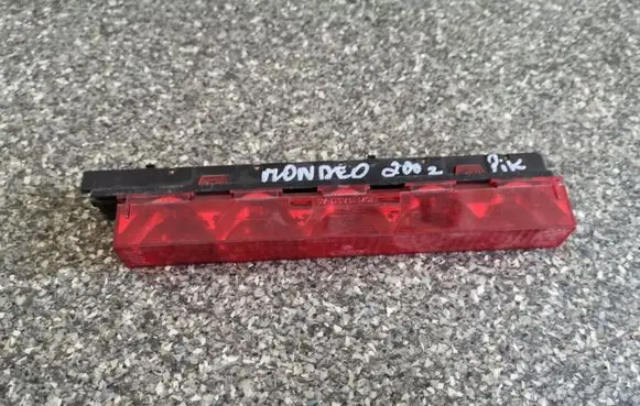 Ford Mondeo Mk III Third/center stoplight 1S7113A613AE