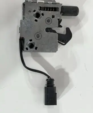 Audi Q7 4M Engine bonnet/hood lock/catch 4M0823509C