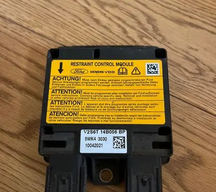 Ford Fusion Airbag control unit/module 2S6T14B056BP 10042021 5WK43030