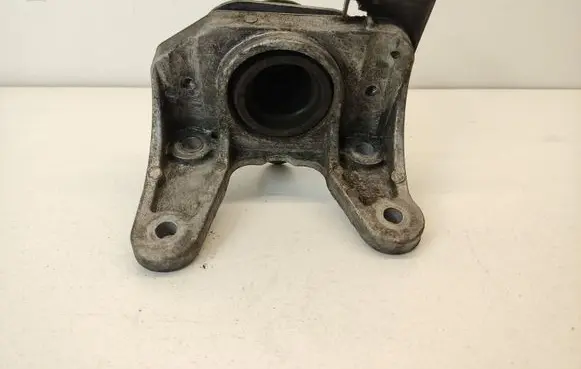 Renault Trafic II (X83) Gearbox mounting bracket 8200218362A 93850450 8200218362