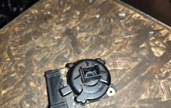 Ignition lock contact